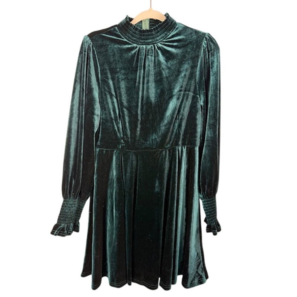 NWT In Loom Emerald Green Velvet Smocked Sleeve Fit & Flare Dress L $110 MSRP